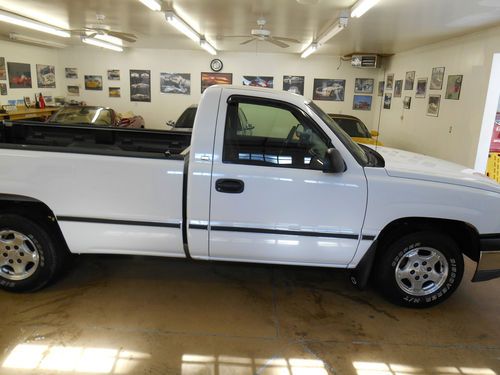 Chevrolet  Silverado LS 1500, image 5