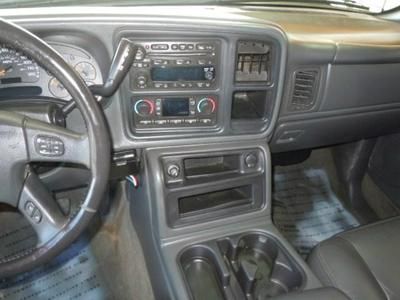 Crew Cab Dually Long Bed 6.6L DuraMax Diesel 4X4 Leather Rear DVD Bose 6disc, image 14