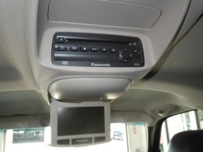 Crew Cab Dually Long Bed 6.6L DuraMax Diesel 4X4 Leather Rear DVD Bose 6disc, image 20