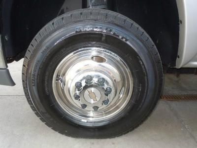 Crew Cab Dually Long Bed 6.6L DuraMax Diesel 4X4 Leather Rear DVD Bose 6disc, image 29