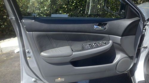 2005 Honda Accord LX 4 Door 165,250 +, One Owner, image 9