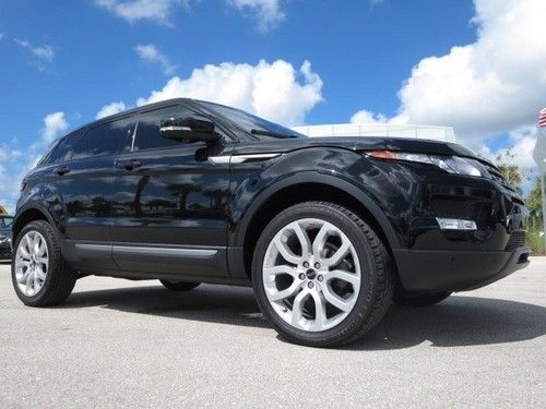 4wd, 12k miles, panorama roof, navi, backup camera, 20 wheels!