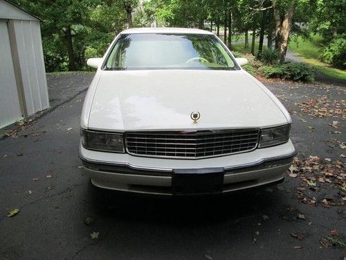 1995 cadillac deville base sedan 4-door 4.9l