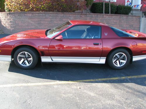 1987 pontiac firebird trans am 15,416 miles - origional owner