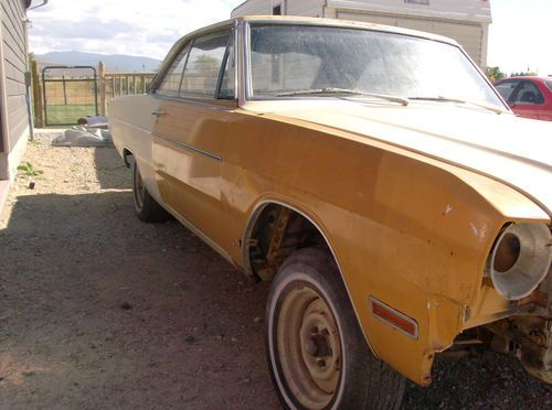 1970 dodge dart swinger  2 dr hdtp