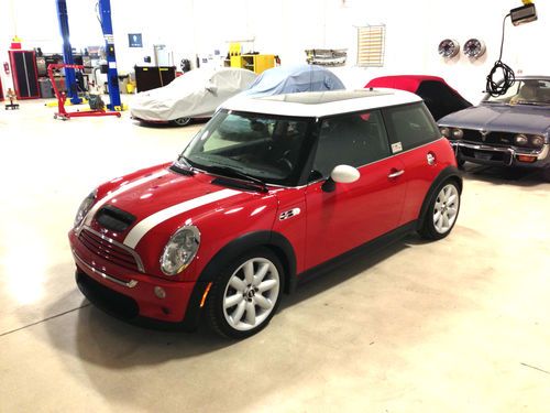 2002 mini cooper s immaculate condition with 47.6k mi, 1st owner, premium pkg