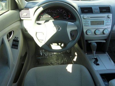 LE 2.4L Clean CARFAX Excellent condition Low miles Must sell Smoke free, image 4