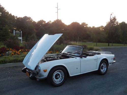 Tr6, white, convertible, soft top, 5 speed manual