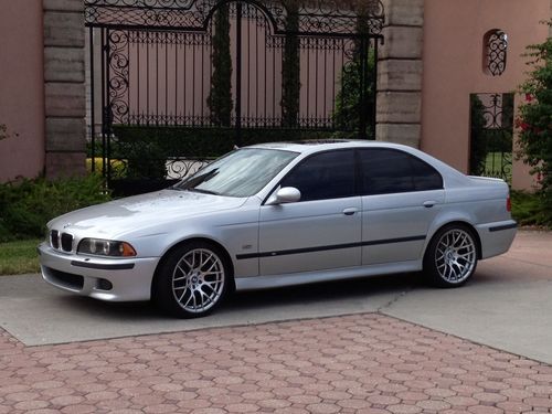 E39 6spd 400hp nav clean carfax adult owned