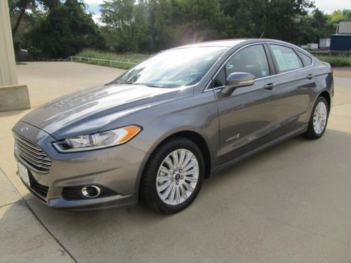 2013 ford fusion hybrid se