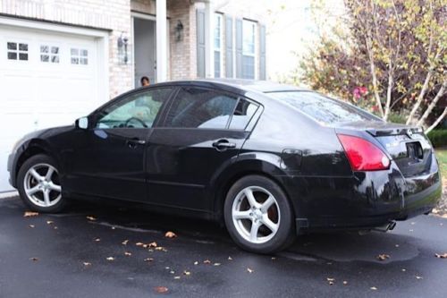 2005 nissan maxima se sedan 4-door 3.5l