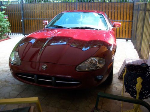 1999 jaguar xk8 base coupe 2-door 4.0l