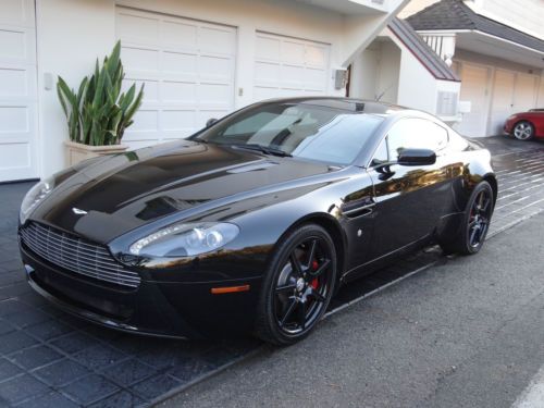 2007 aston martin v8 vantage base hatchback 2-door 4.3l black black