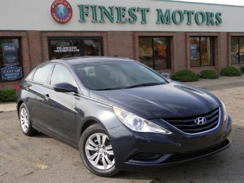 2012(12) hyundai sonata gls warranty bluetooth satellite 1 owner loaded