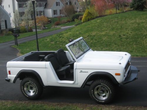 1977 ford bronco full restoration 302 auto p/s p/b/ disc brakes