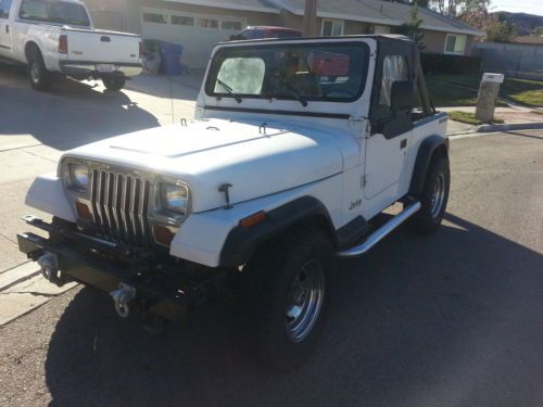 1990 Jeep Wrangler Base Sport Utility 2-Door 4.2L, image 2