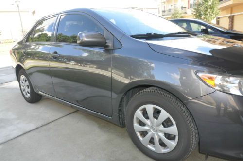 2010 toyota corolla le sedan 4-door 1.8l