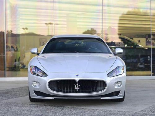 2012 maserati granturismo s coupe 2-door 4.7l