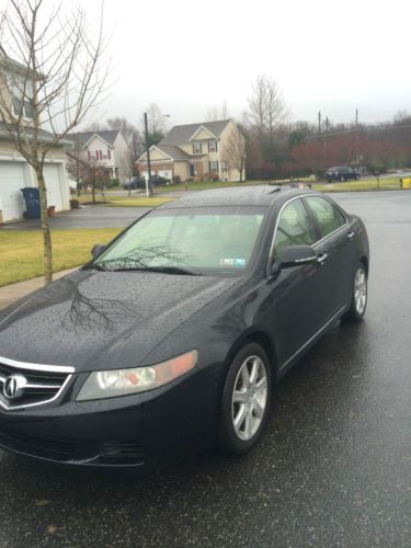 2005 acura tsx  4-door 2.4l with navigation