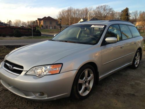 2006 subaru  legacy outback  .salvage title ,,,,,,,,very nice ,,,