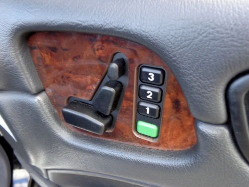 Florida 03 CLK 320 Convertible Navigation Clean Carfax 3.2L V6 No Reserve !!, image 19