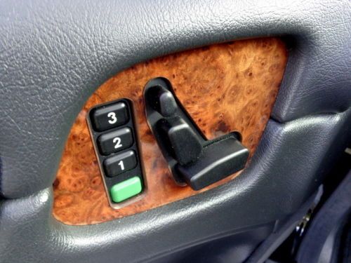 Florida 03 CLK 320 Convertible Navigation Clean Carfax 3.2L V6 No Reserve !!, image 49