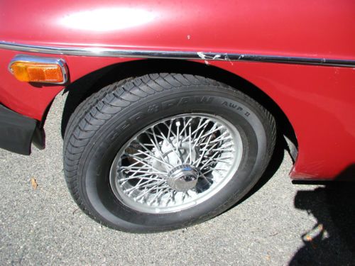 1976 mgb red great driver  wire wheels with many new parts