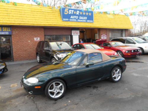 2002 Mazda Miata MX-5 Luxury edition. RARE A/T Only 80k " NO RESERVE" WOW!, image 2