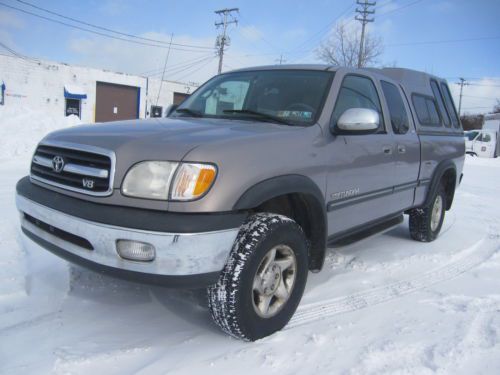 00 01 toyota tundra extended cab ,sr5,4x4,4door,bed cab, looks &amp; runs great !!!