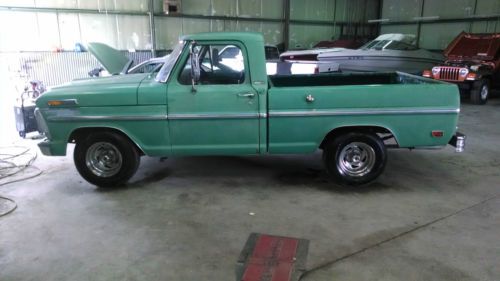 1969 ford f100 custom cab short bed 302 v8 rare truck look no rust ..patina...