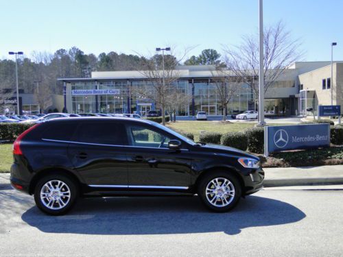 2014 volvo xc60 premier plus one owner like new inside and out.