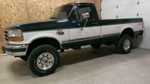 1997 ford f 350 4x4  7.3 power stroke 1 owner near mint original