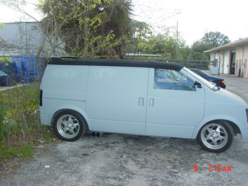 1985 chevrolet v8 chop top astro van