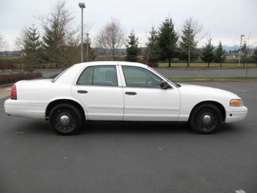 2004 ford crown victoria police interceptor automatic 4-door sedan