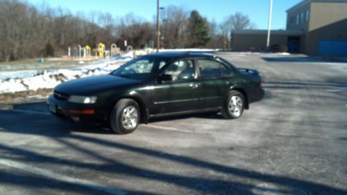 1997 nissan maxima se