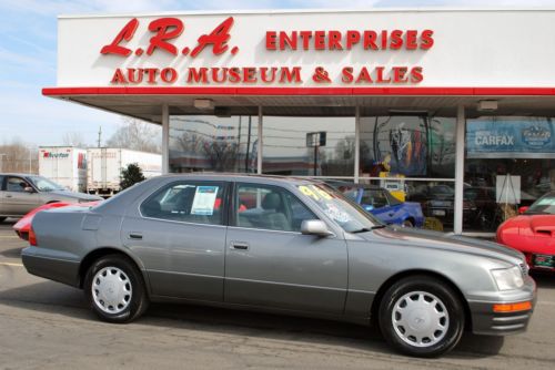 Lexus ls 400 runs and drives perfect no reserve