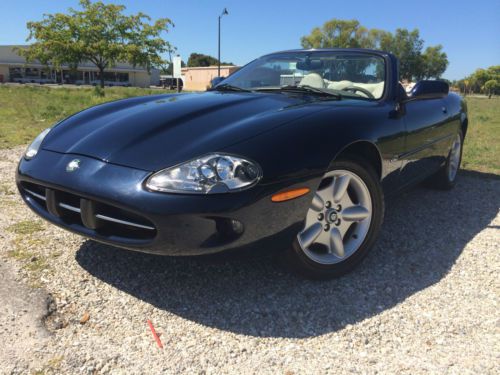 1999 jaguar xk8 base convertible 2-door 4.0l only 82,890 miles