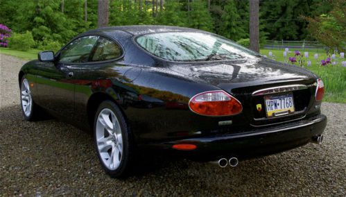 Beautiful low mileage 2004 jaguar xk8 coupe