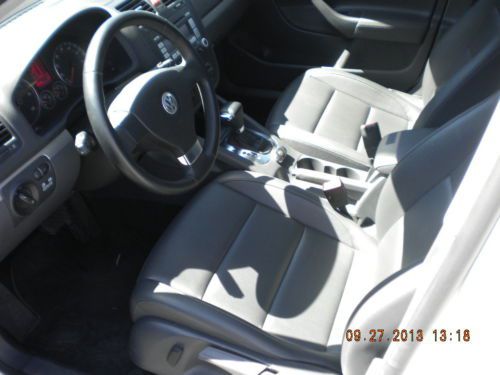 2009 VW Jetta 2L TDI SportWagen, 85k miles, White/Black, image 11