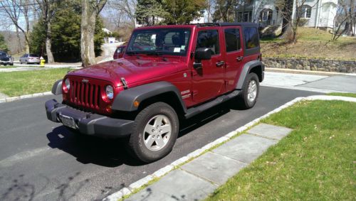 2012 jeep wrangler unlimited sahara sport utility 4-door 3.6l