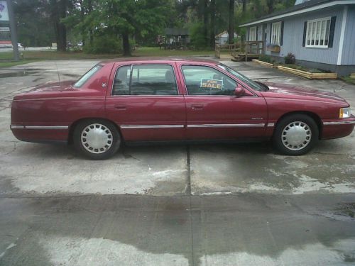 1999 cadillac deville base sedan 4-door 4.6l clean and no reserve