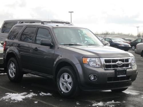 Like new 2012 ford escape xlt v6 repairable salvage struck by lightning 7 miles