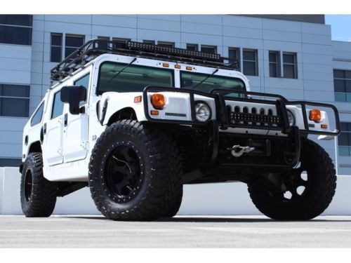 Hummer h1 4 man hard top::1 of 1::slantback conversion::20&#034; beadlocks ctis