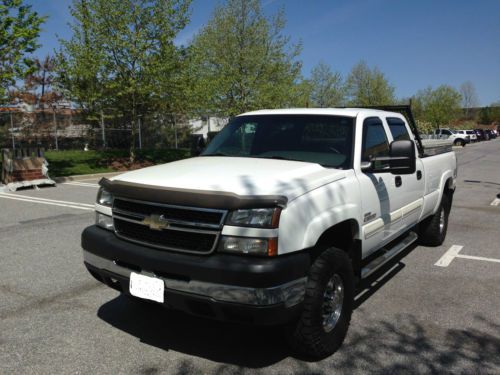 2007 Chevrolet Silverado 2500 HD Classic LT Crew Cab Pickup 4-Door 6.6L, image 4