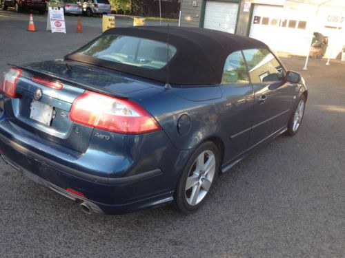 Saab 9 3 aero convertible 2006 vandalized v6 great color! runs well!