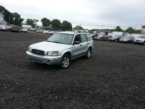 2004 subaru forester 2.5 xs