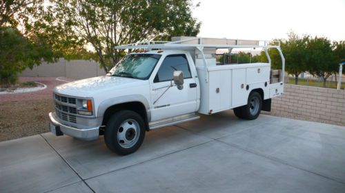 1996 chevrolet cheyenne 3500 hd 15k gvw with 12 ft. harbor body wit