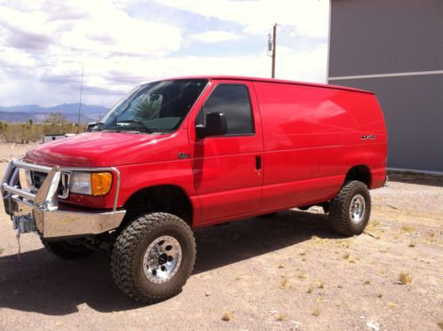 2007 ford e-350 quigley 4x4 with less than 2200 original miles