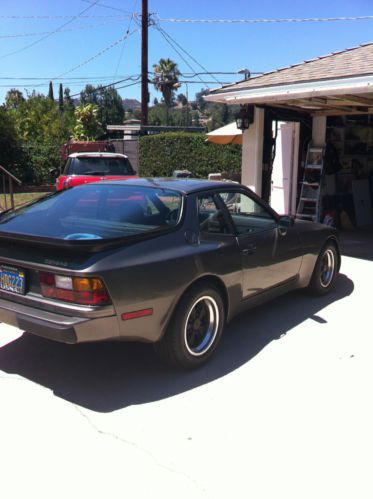 1983 Porsche 944, image 5