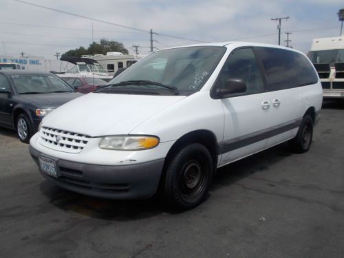 2000 plymouth voyager, no reserve